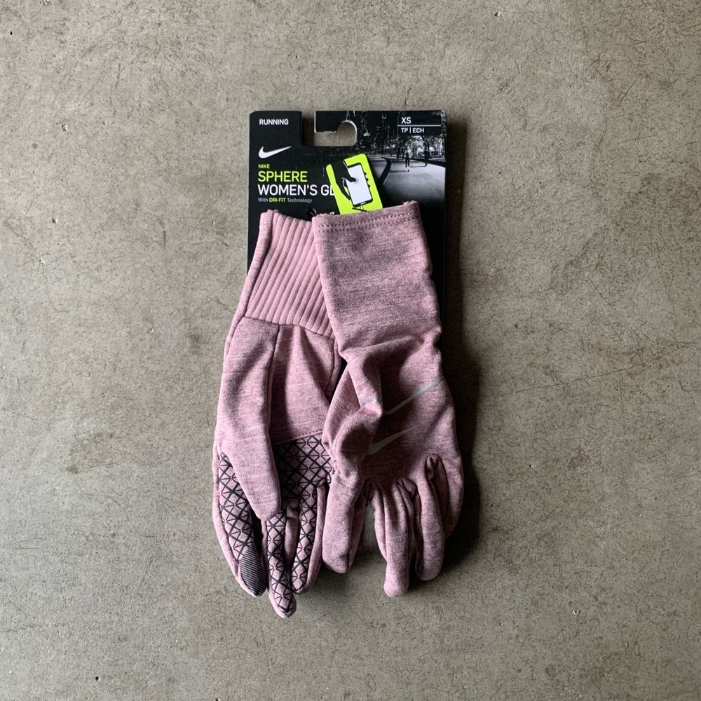 NWT Nike Sphere Dri-Fit Touch Screen Capability Lightweight Running Gloves XS